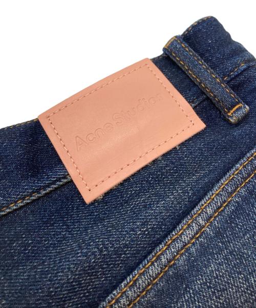 Acne studios（アクネ ストゥディオス）Acne studios (アクネ ストゥディオス) レギュラーフィットジーンズ インディゴ サイズ:25/30の古着・服飾アイテム