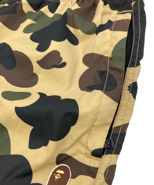 A BATHING APE（ア ベイシング エイプ）A BATHING APE (ア ベイシング エイプ) 1ST CAMO BEACH SHORTS ベージュ サイズ:XLの古着・服飾アイテム