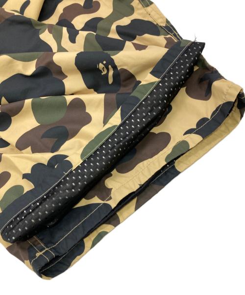 A BATHING APE（ア ベイシング エイプ）A BATHING APE (ア ベイシング エイプ) 1ST CAMO BEACH SHORTS ベージュ サイズ:XLの古着・服飾アイテム