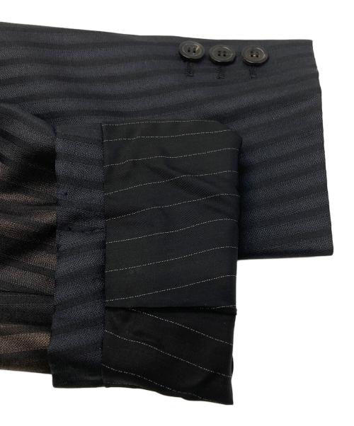 COMME des GARCONS HOMME PLUS（コムデギャルソンオムプリュス）COMME des GARCONS HOMME PLUS (コムデギャルソンオムプリュス) 捻じれストライプウールシルクテーラードジャケット/Wool Silk Tailored Jacket ブラック×ネイビー サイズ:Sの古着・服飾アイテム