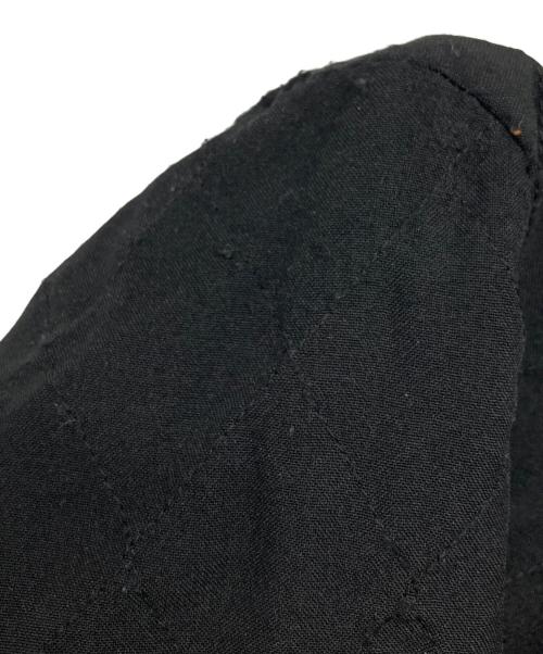 COMME des GARCONS（コムデギャルソン）COMME des GARCONS (コムデギャルソン) ポリ縮絨 パデットデザインジャケット ブラック サイズ:Mの古着・服飾アイテム