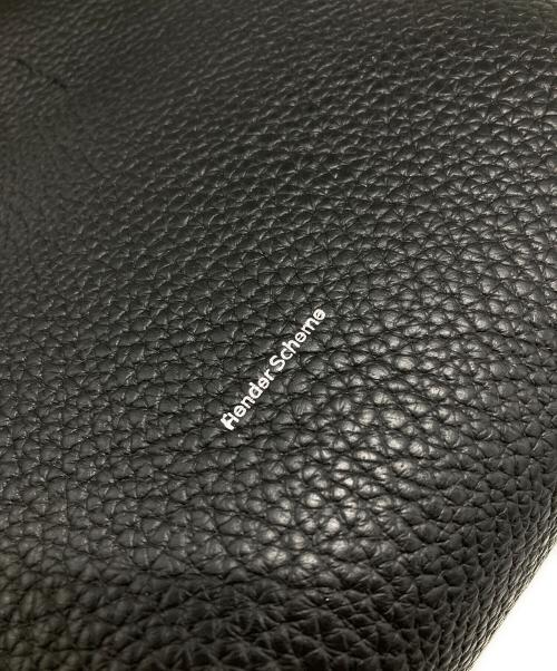 HENDER SCHEME（エンダースキーマ）Hender Scheme (エンダースキーマ) Triangle BAG/トライアングルバッグ ブラック×ブラウンの古着・服飾アイテム