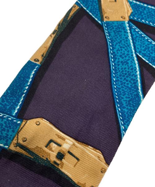 HERMES（エルメス）HERMES (エルメス) ツイリースカーフ/TRES KELLY/ケリーベルト ブルーの古着・服飾アイテム