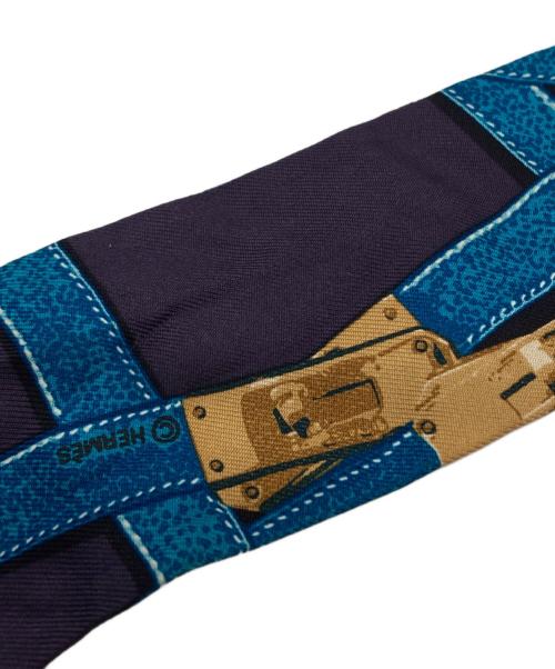 HERMES（エルメス）HERMES (エルメス) ツイリースカーフ/TRES KELLY/ケリーベルト ブルーの古着・服飾アイテム