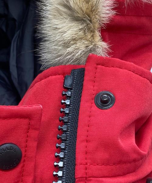 CANADA GOOSE（カナダグース）CANADA GOOSE (カナダグース) MACKENZIE PARKA/マッケンジーパーカー レッド サイズ:Sの古着・服飾アイテム