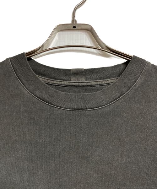im MEN ISSEY MIYAKE（アイム メン イッセイミヤケ）im MEN ISSEY MIYAKE (アイム メン イッセイミヤケ) PIGMENT Tee/ピグメントT グレー サイズ:2の古着・服飾アイテム
