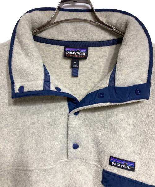 Patagonia（パタゴニア）Patagonia (パタゴニア) ライトウェイトシンチラスナップT ベージュ サイズ:XLの古着・服飾アイテム