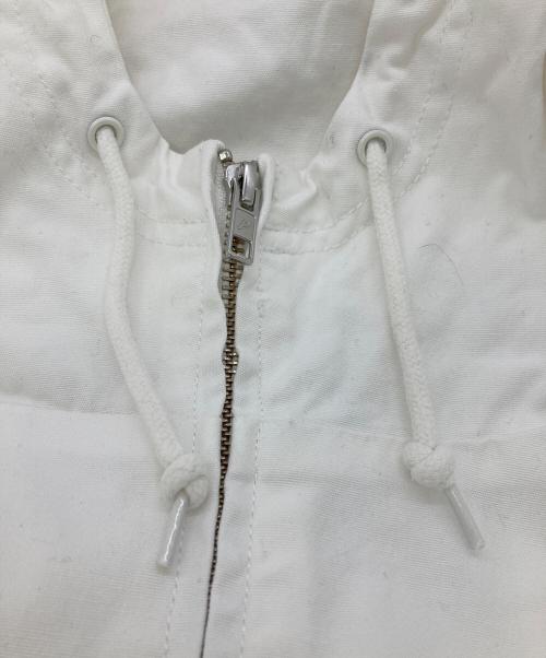 PALACE（パレス）PALACE (パレス) TRI-FLAG HOODED JACKET ホワイト サイズ:Lの古着・服飾アイテム