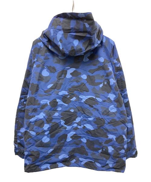 A BATHING APE（ア ベイシング エイプ）A BATHING APE (ア ベイシング エイプ) カモ柄マウンテンパーカー ネイビー サイズ:XLの古着・服飾アイテム