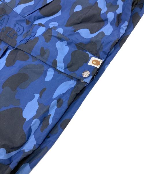 A BATHING APE（ア ベイシング エイプ）A BATHING APE (ア ベイシング エイプ) カモ柄マウンテンパーカー ネイビー サイズ:XLの古着・服飾アイテム