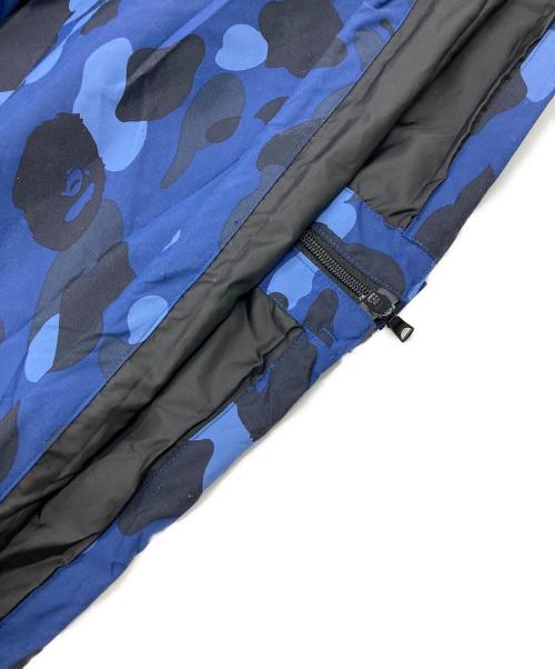 A BATHING APE（ア ベイシング エイプ）A BATHING APE (ア ベイシング エイプ) カモ柄マウンテンパーカー ネイビー サイズ:XLの古着・服飾アイテム