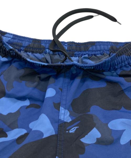 A BATHING APE（アベイシングエイプ）A BATHING APE (アベイシングエイプ) Camo Beach Short ネイビー サイズ:Lの古着・服飾アイテム