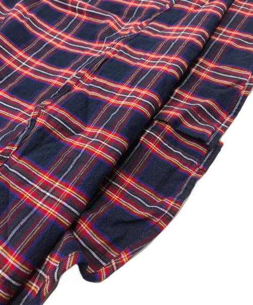 PALACE（パレス）PALACE (パレス) PARROT SHIRT レッド サイズ:Mの古着・服飾アイテム