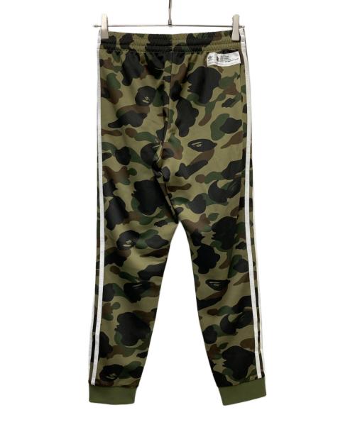 adidas（アディダス）adidas (アディダス) A BATHING APE (ア ベイシング エイプ) トラックパンツ グリーン サイズ:Ｍの古着・服飾アイテム