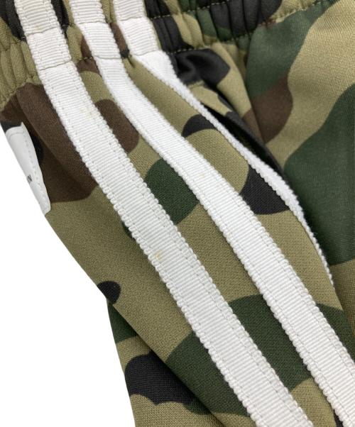 adidas（アディダス）adidas (アディダス) A BATHING APE (ア ベイシング エイプ) トラックパンツ グリーン サイズ:Ｍの古着・服飾アイテム