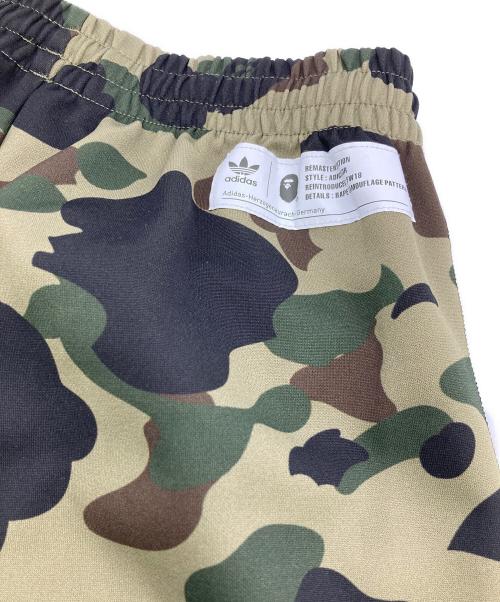 adidas（アディダス）adidas (アディダス) A BATHING APE (ア ベイシング エイプ) トラックパンツ グリーン サイズ:Ｍの古着・服飾アイテム