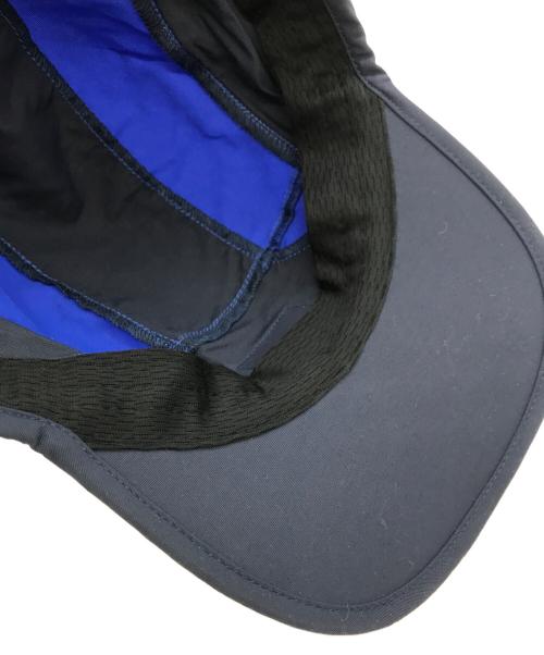 PALACE（パレス）PALACE (パレス) DUO SHELL RUNNER ネイビー×ブルーの古着・服飾アイテム