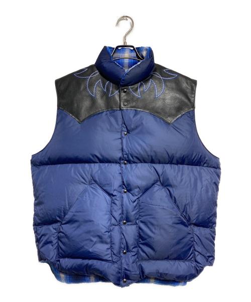 RockyMountainFeatherBed（ロッキーマウンテンフェザーベッド）RockyMountainFeatherBed (ロッキーマウンテンフェザーベッド) Rafu (ラフ) RMFC Down Vest/アールエムエフシー・ダウンベスト ネイビー×ブラック サイズ:46の古着・服飾アイテム