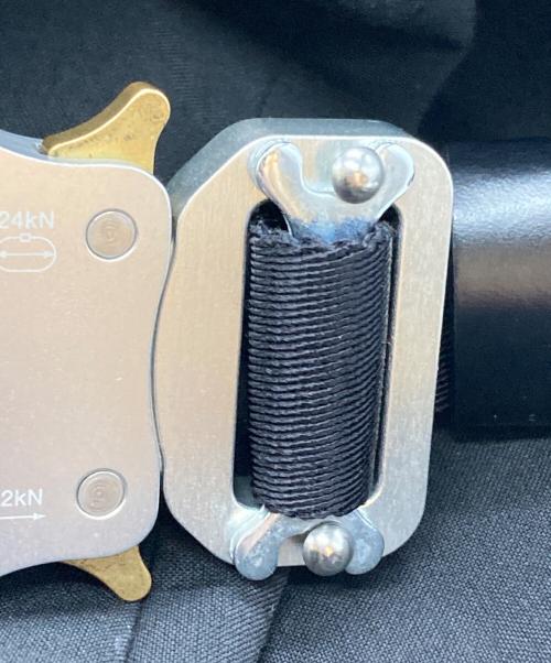 1017 ALYX 9SM（テンセブンティーン アリクス ナインエスエム）1017 ALYX 9SM (テンセブンティーン アリクス ナインエスエム) ローラーコースターバックルスリーブレスコート ブラック サイズ:XSの古着・服飾アイテム