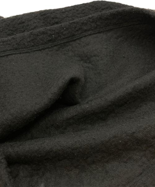 HaaT ISSEY MIYAKE（ハート イッセイ ミヤケ）HaaT ISSEY MIYAKE (ハート イッセイ ミヤケ) ウールブレンドハイネックニット/Wool blend high neck knit ブラック サイズ:3の古着・服飾アイテム