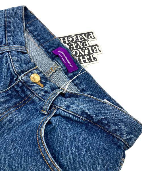 THE BLACK EYE PATCH（ブラックアイパッチ）THE BLACK EYE PATCH (ブラックアイパッチ) URBAN ARROWS STITCHED CARGO JEANS() インディゴ サイズ:32の古着・服飾アイテム