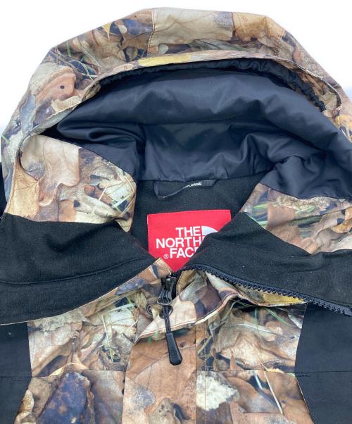 THE NORTH FACE（ザ ノース フェイス）THE NORTH FACE (ザ ノース フェイス) Supreme (シュプリーム) Leaves Mountain Light Jacket ベージュ サイズ:Ｓの古着・服飾アイテム
