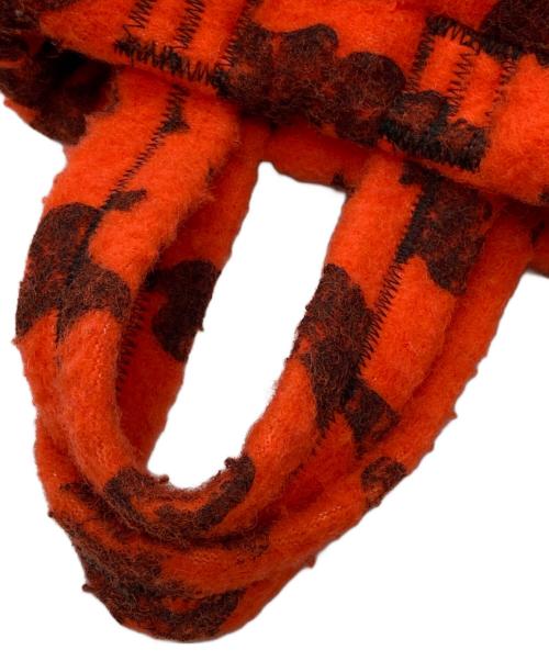 ERL（イーアールエル）ERL (イーアールエル) mini puffer bag/ニパファーバッグ オレンジの古着・服飾アイテム