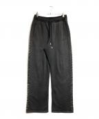 OFFWHITEオフホワイト）の古着「アイレットスウェットワイドパンツ/Eyelet Detail Wide-Leg Sweatpants」｜グレー