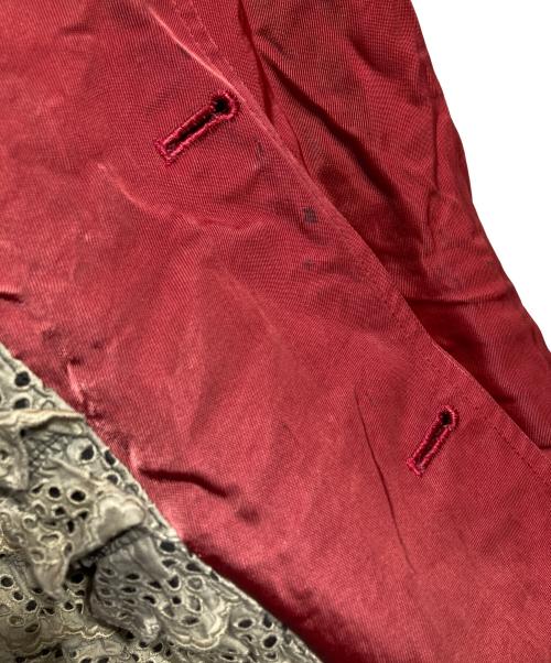 COMME des GARCONS HOMME PLUS（コムデギャルソンオムプリュス）COMME des GARCONS HOMME PLUS (コムデギャルソンオムプリュス) レースフリルライニングナイロンツイルテーラードジャケット/Nylon Twill Tailored Jacket レッド サイズ:Mの古着・服飾アイテム