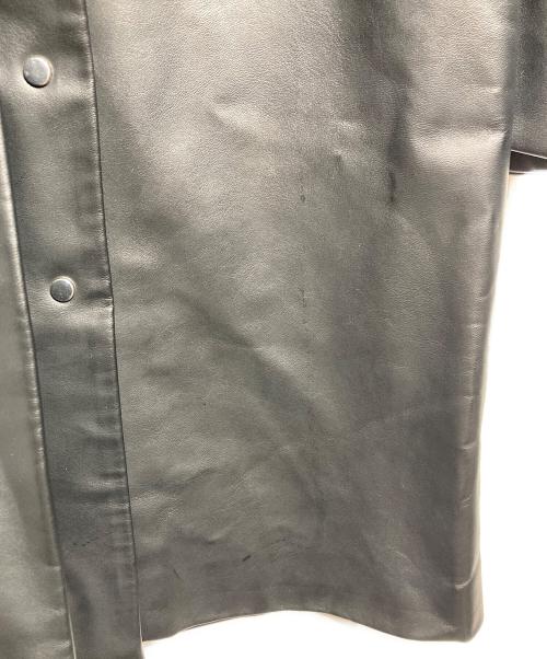 COMME des GARCONS HOMME PLUS（コムデギャルソンオムプリュス）COMME des GARCONS HOMME PLUS (コムデギャルソンオムプリュス) フェイクレザーロングジャケット ブラック サイズ:Sの古着・服飾アイテム