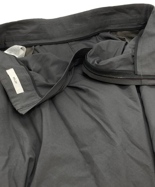 ATON（エイトン）ATON (エイトン) KYOTO TSURIZOME COTTON FLARED SKIRT グレー サイズ:2の古着・服飾アイテム