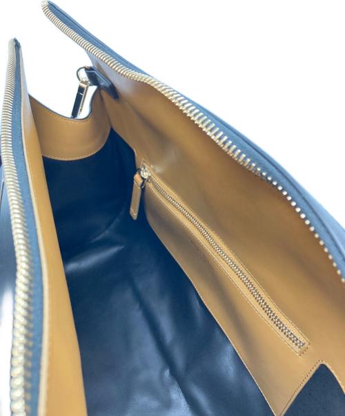 Roger Vivier（ロジェ ヴィヴィエ）Roger Vivier (ロジェ ヴィヴィエ) 2WAYショルダーバッグ/2-way shoulder bag ブラックの古着・服飾アイテム