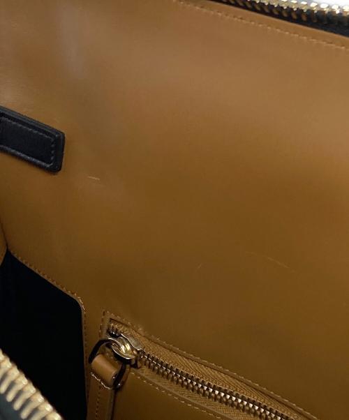 Roger Vivier（ロジェ ヴィヴィエ）Roger Vivier (ロジェ ヴィヴィエ) 2WAYショルダーバッグ/2-way shoulder bag ブラックの古着・服飾アイテム