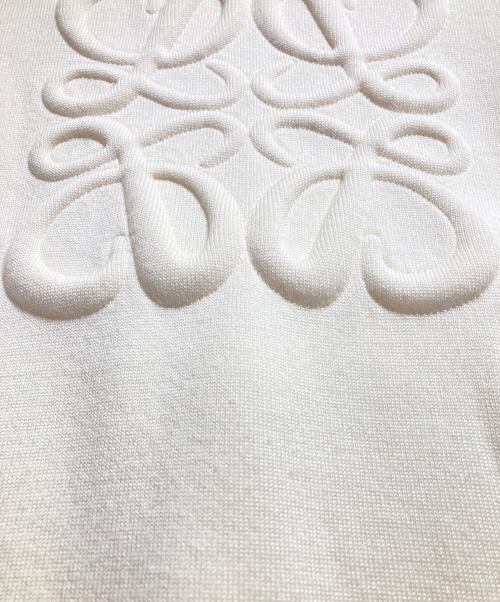 LOEWE（ロエベ）LOEWE (ロエベ) DEBOSSED ANAGRAM SWEATER ベージュ サイズ:Mの古着・服飾アイテム