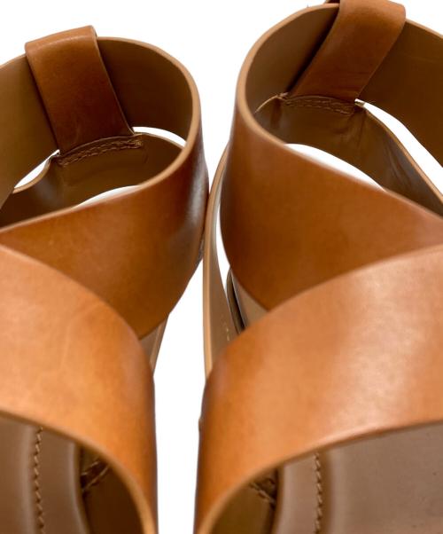 TOD'S（トッズ）TOD'S (トッズ) バックルフラットトングサンダル/ Buckle flat thong sandals ブラウン サイズ:39の古着・服飾アイテム