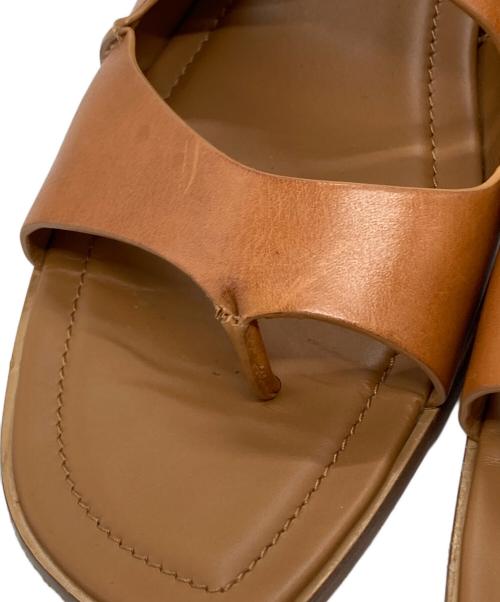 TOD'S（トッズ）TOD'S (トッズ) バックルフラットトングサンダル/ Buckle flat thong sandals ブラウン サイズ:39の古着・服飾アイテム