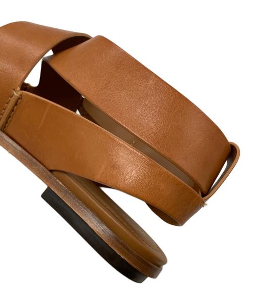 TOD'S（トッズ）TOD'S (トッズ) バックルフラットトングサンダル/ Buckle flat thong sandals ブラウン サイズ:39の古着・服飾アイテム