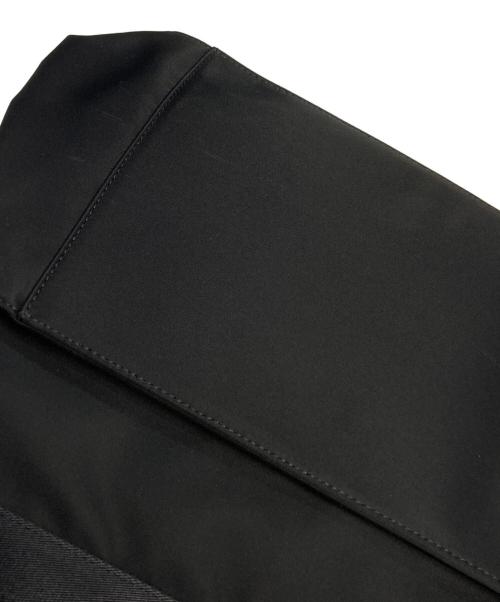 JUSTIN DAVIS（ジャスティンデイビス）JUSTIN DAVIS (ジャスティンデイビス) ATTRACT ナイロントートバッグ/アトラクト ブラック サイズ:Lの古着・服飾アイテム