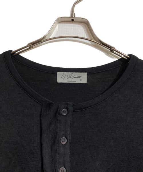 Yohji Yamamoto pour homme（ヨウジヤマモト プールオム）Yohji Yamamoto pour homme (ヨウジヤマモト プールオム) ヘンリーネックウールカットソー/Wool Henley Long Sleeve ブラック サイズ:3の古着・服飾アイテム