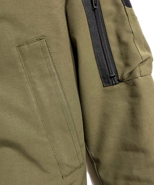 CANADA GOOSE（カナダグース）CANADA GOOSE (カナダグース) LABRADOR BOMBER/ラブラドールボンバー カーキ サイズ:Sの古着・服飾アイテム