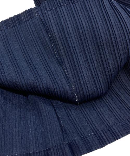 PLEATS PLEASE（プリーツプリーズ）PLEATS PLEASE (プリーツプリーズ) プリーツハイネックカットソー/Pleated high-neck top ネイビー サイズ:3の古着・服飾アイテム