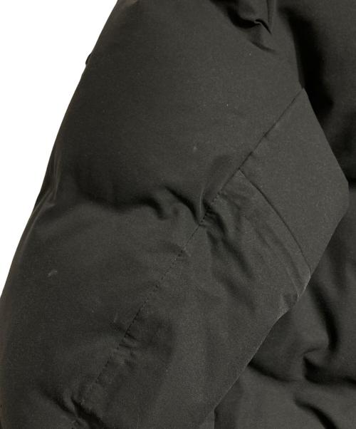 DESCENTE ALLTERRAIN（デザイント オルテライン）DESCENTE ALLTERRAIN (デザイント オルテライン) ANCHOR MIZUSAWA DOWN JACKET/水沢ダウンジャケット ブラック サイズ:Mの古着・服飾アイテム