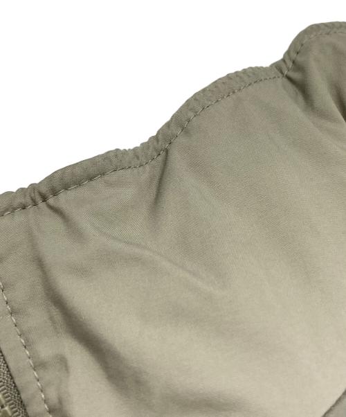 ECWCS（エクワックス）ECWCS (エクワックス) GEN3 level7 jacket/Sterlingwera of Boston社 グレー サイズ:L-Rの古着・服飾アイテム