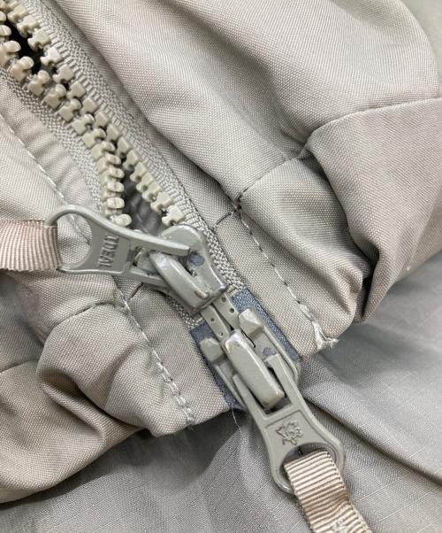 ECWCS（エクワックス）ECWCS (エクワックス) GEN3 level7 jacket/Sterlingwera of Boston社 グレー サイズ:L-Rの古着・服飾アイテム