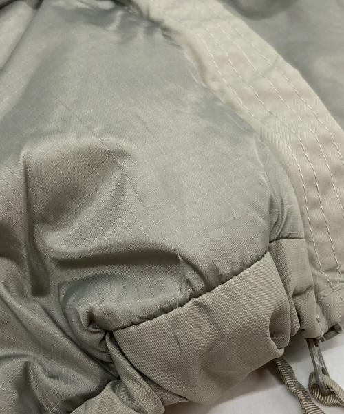 ECWCS（エクワックス）ECWCS (エクワックス) GEN3 level7 jacket/Sterlingwera of Boston社 グレー サイズ:L-Rの古着・服飾アイテム