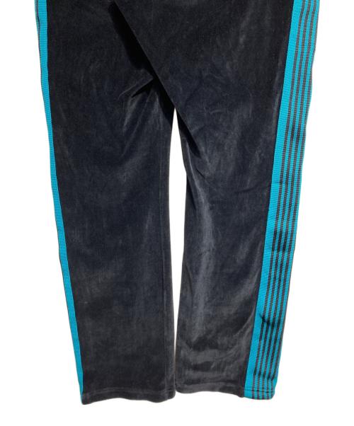 Needles（ニードルズ）Needles (ニードルズ) Narrow Track Pant - C/Pe Velour/トラックパンツ ブラック×ブルー サイズ:Ｓの古着・服飾アイテム