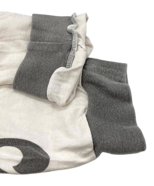 SAINT MICHAEL（セントマイケル）SAINT MICHAEL (セントマイケル) A CHEAP HLDY LS TEE/チープホリデーロングスリーブT ホワイト×グレー サイズ:OSの古着・服飾アイテム