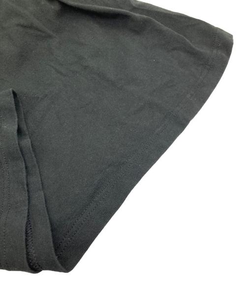 stussy（ステューシー）stussy (ステューシー) UNDEFEATED (アンディフィーテッド) WORDWIDE TEE ブラック サイズ:	SIZE Lの古着・服飾アイテム
