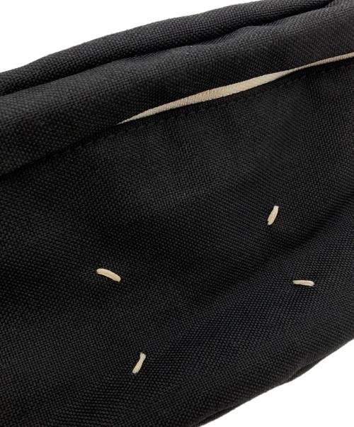 Maison Margiela（メゾンマルジェラ）Maison Margiela (メゾンマルジェラ) CROSS BODY POUCH/クロスボディポーチ ブラック サイズ:UNIの古着・服飾アイテム