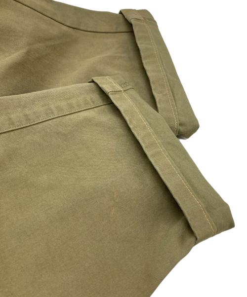 C.P COMPANY（シーピーカンパニー）C.P COMPANY (シーピーカンパニー) チノクロス2タックパンツ/Double pleated chino pants カーキ サイズ:48の古着・服飾アイテム